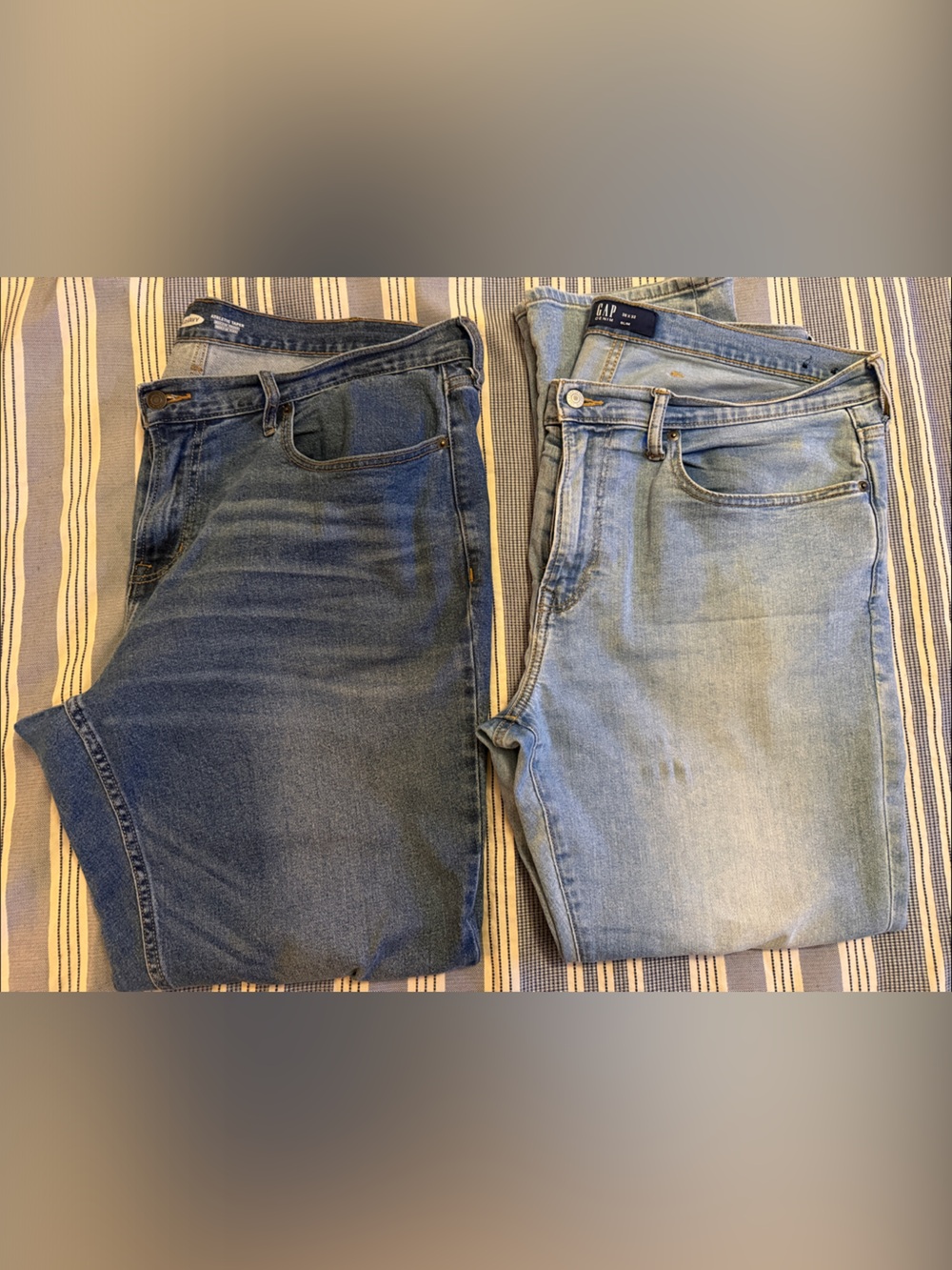 Lot of 2 Men's Blue Denim Jeans - Light and Dark Wash (Pair) Gap and Old Navy